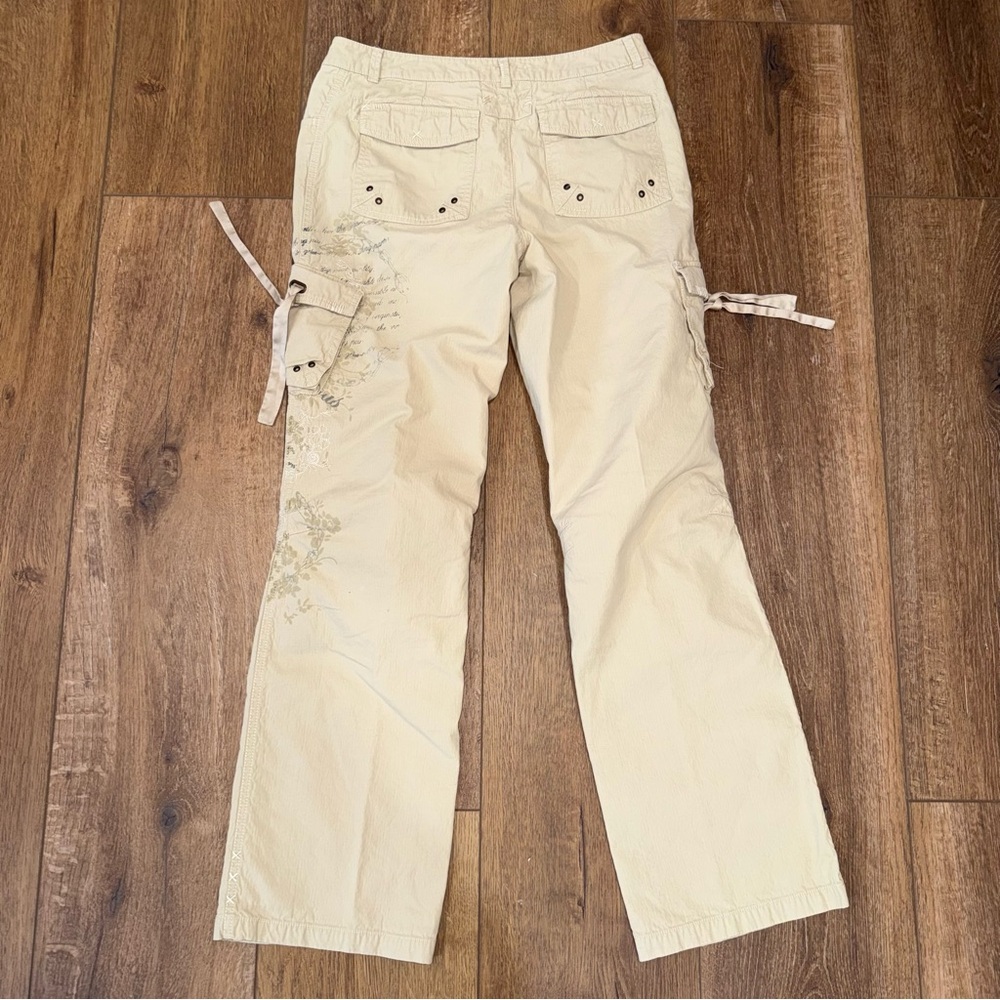 White House Black Market Embroidered Beige Cargo Pants with Side Ties Size 8 - Picture 2 of 5